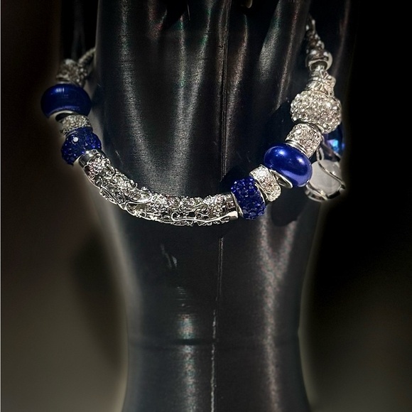 Jewelry - Elegant Silver and Blue Beaded Bracelet